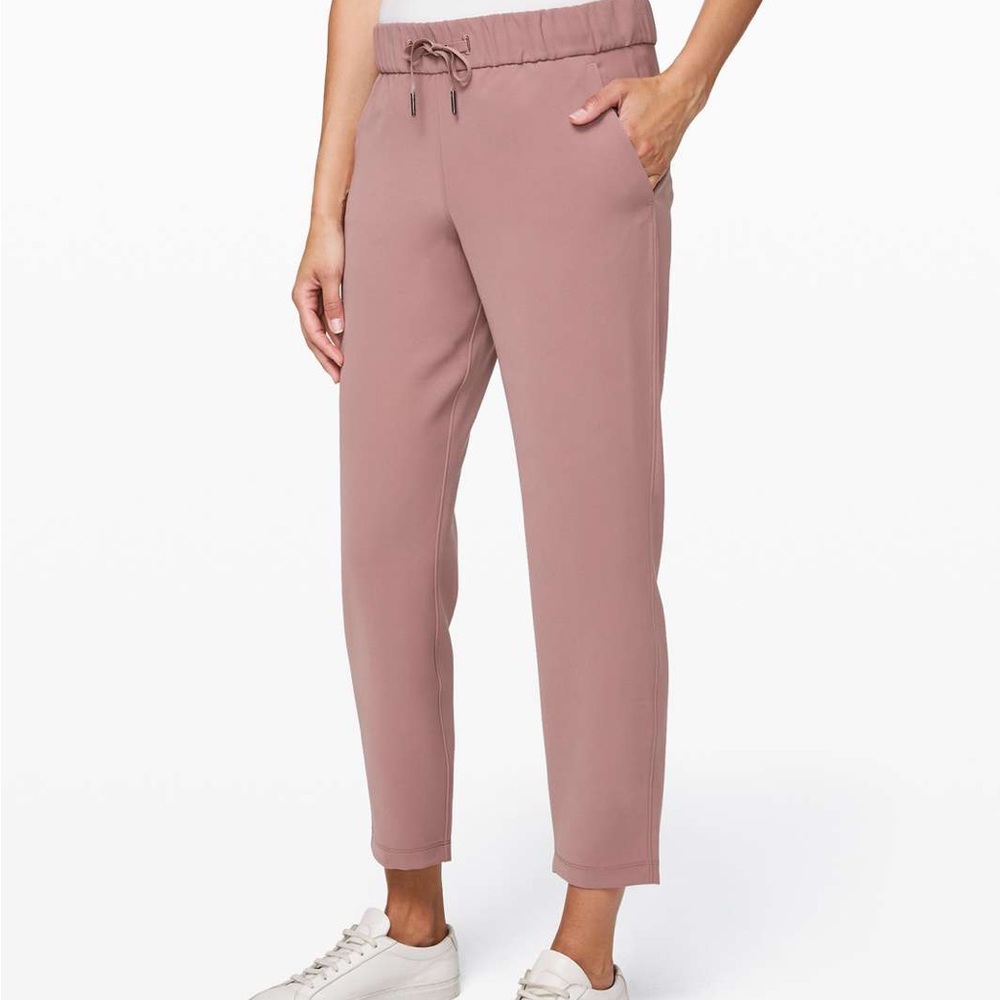 Lululemon On the Fly 7/8 Crop Pant